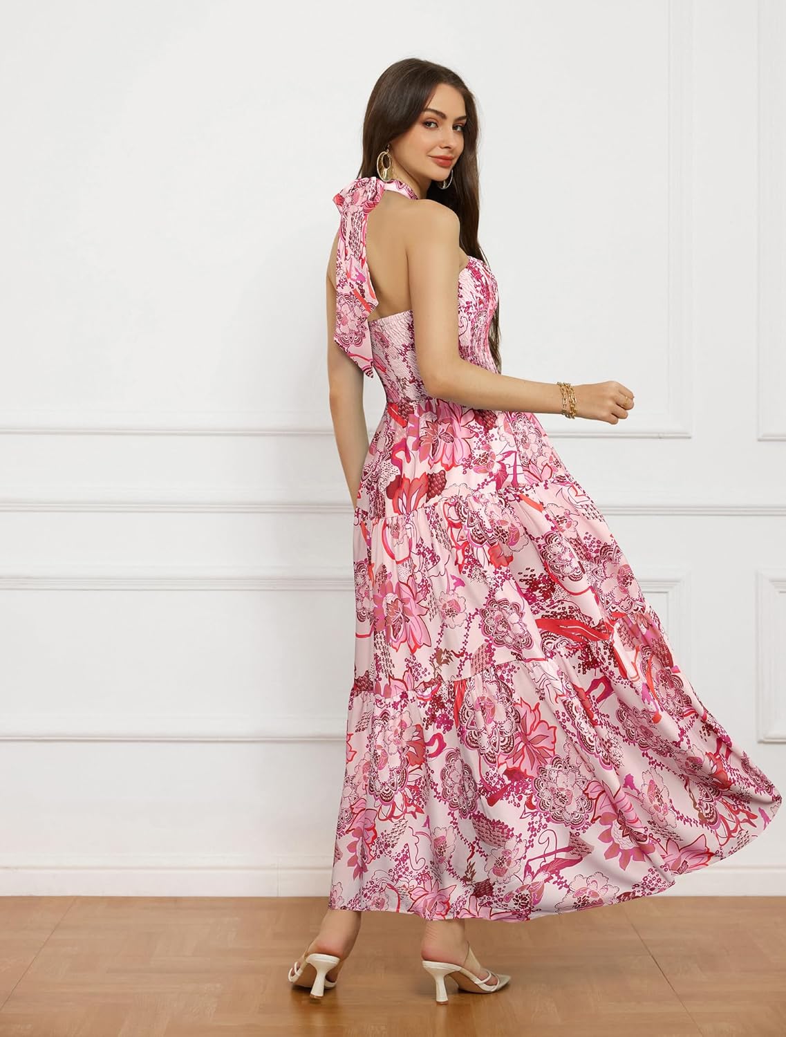 GRACE KARIN Damen Sommerkleider 2025 Neckholder Ärmellos Gesmoktes Rückenloses Cut-Out Blumenmuster Fließendes A-Linien Maxikleid