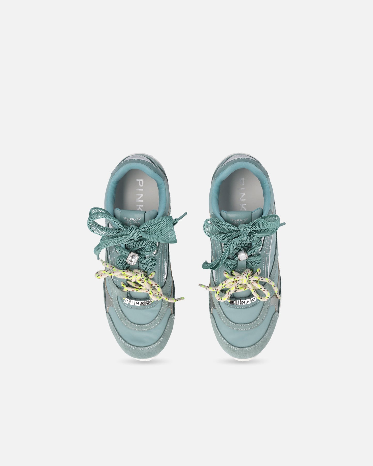 Sneakers with double laces and logo details