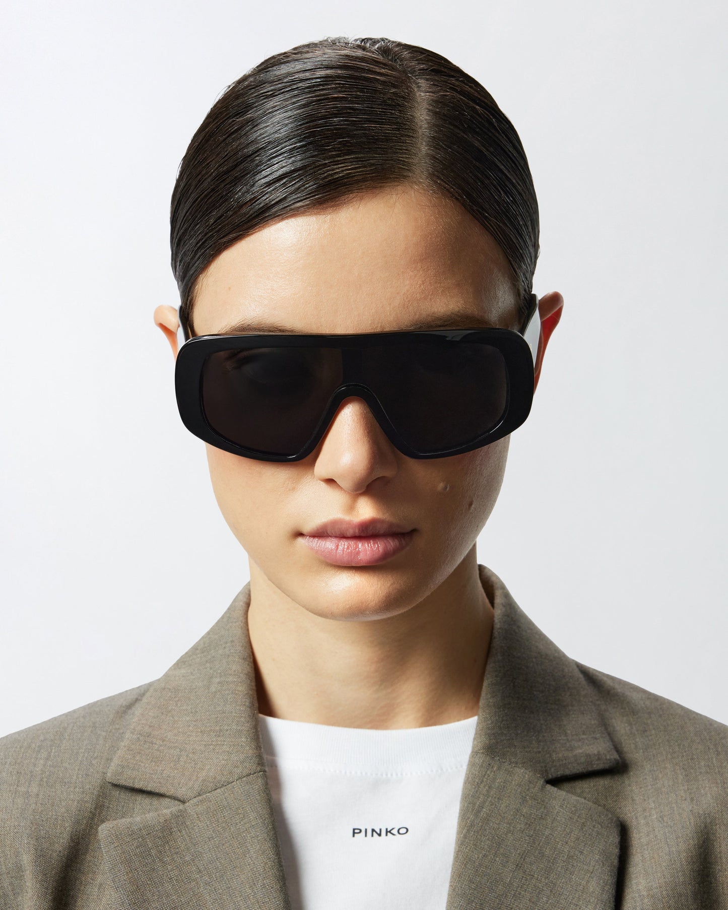 Oversized mask sunglasses