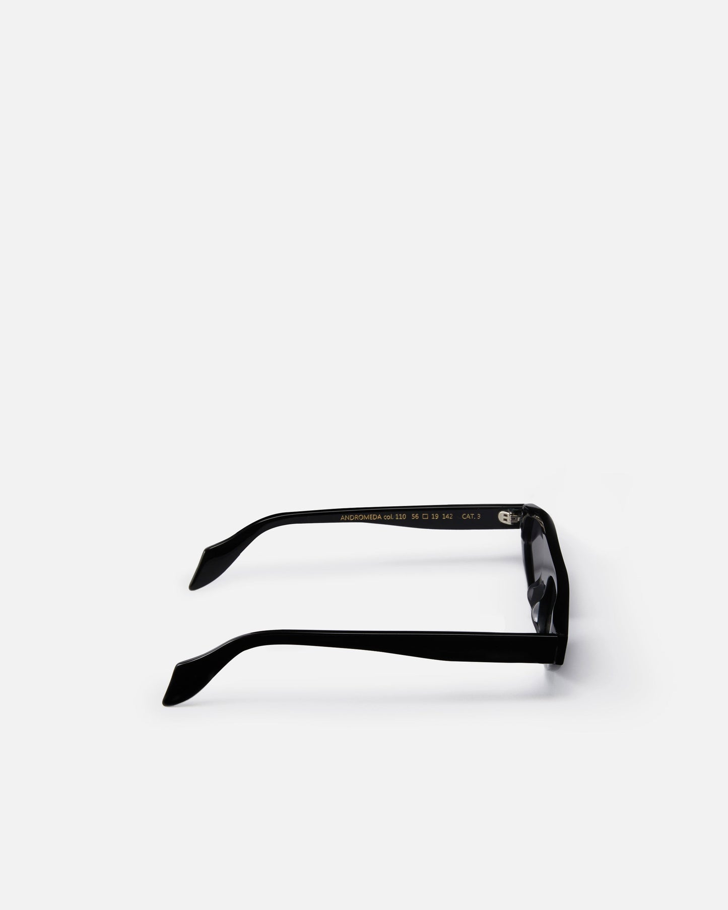 Elongated sunglasses