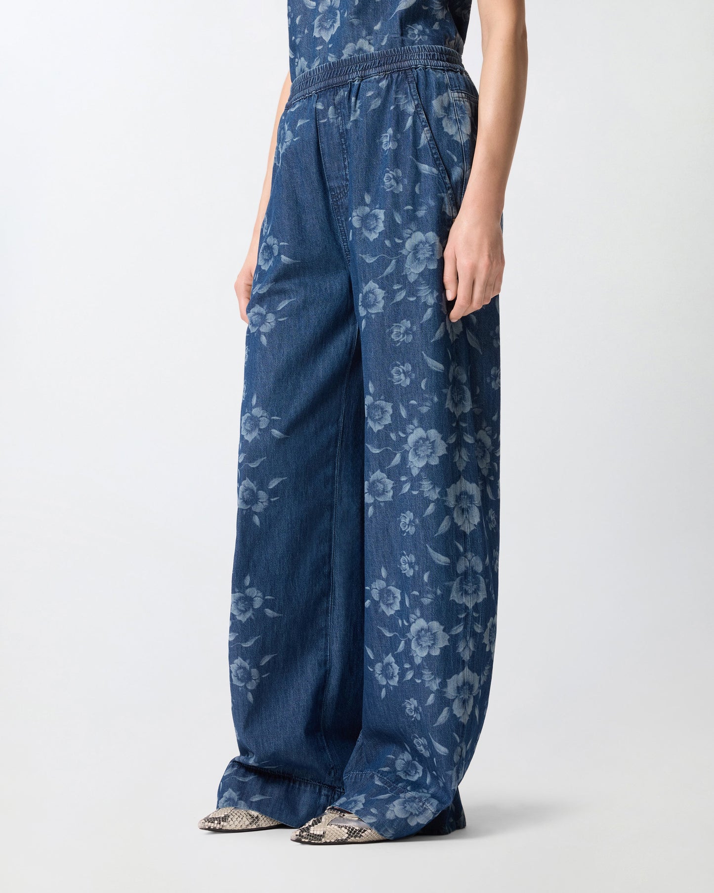Floral denim jeans