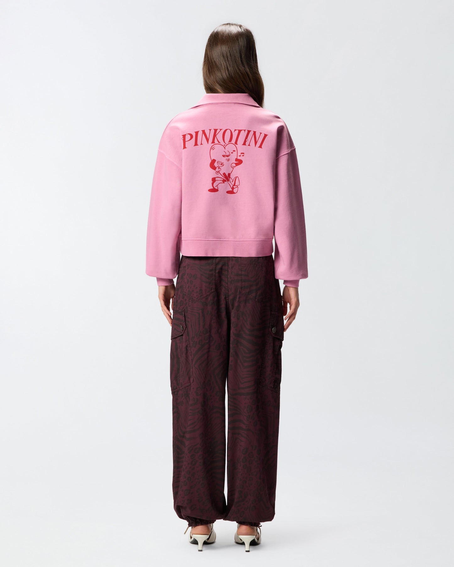 Sweatshirt with heart and logotini print