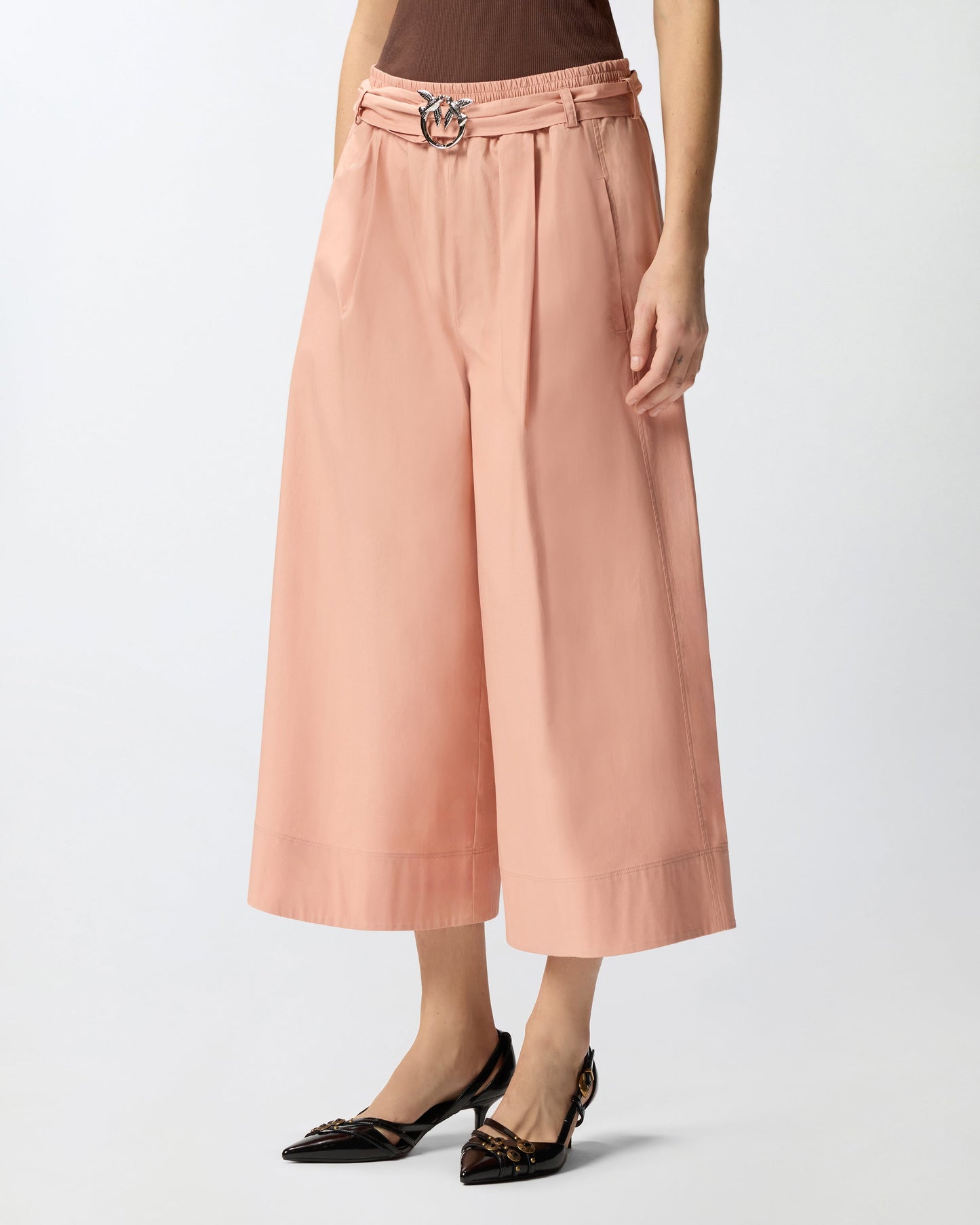Long shorts with Love Birds buckle