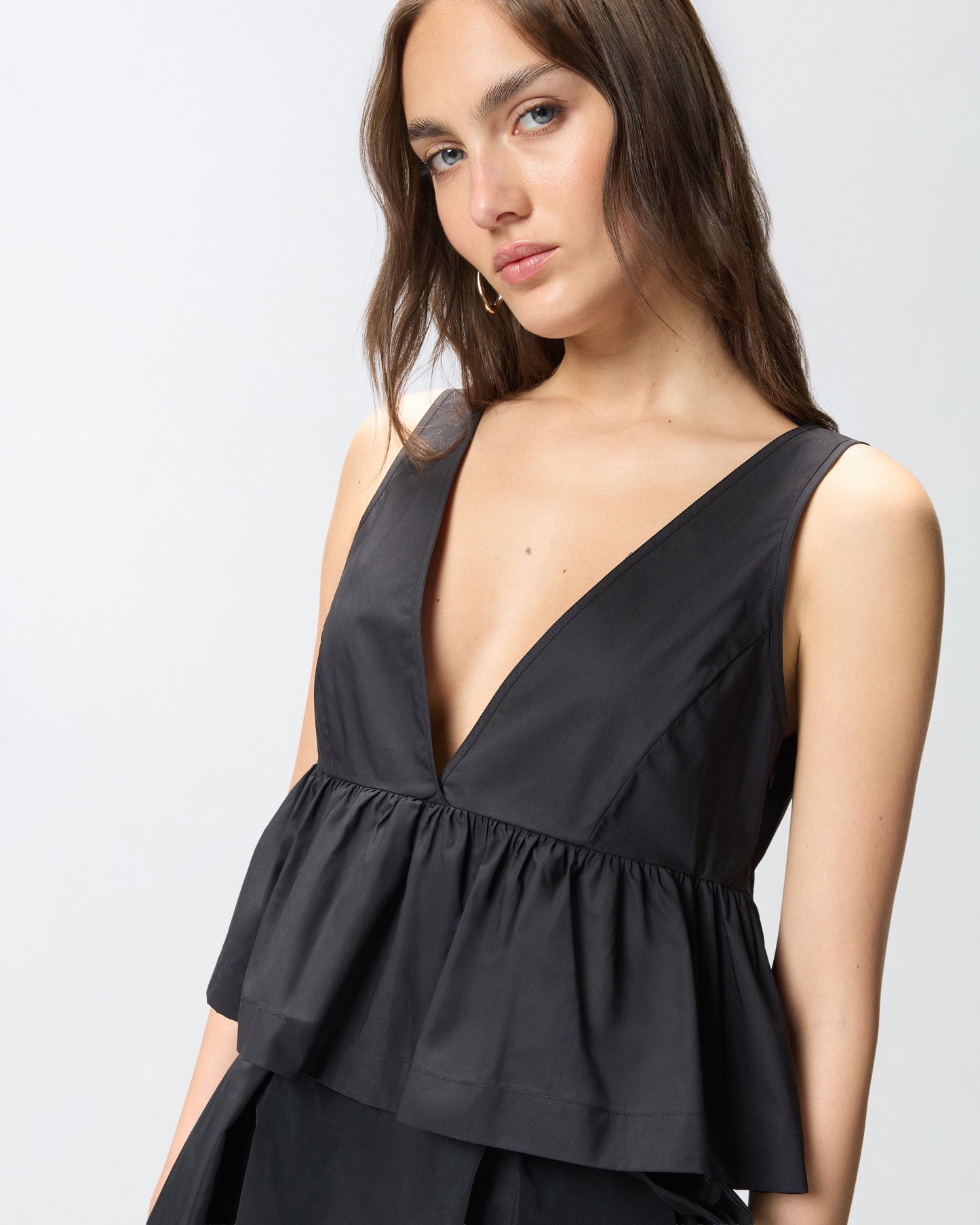Crop top with ruffle and ties