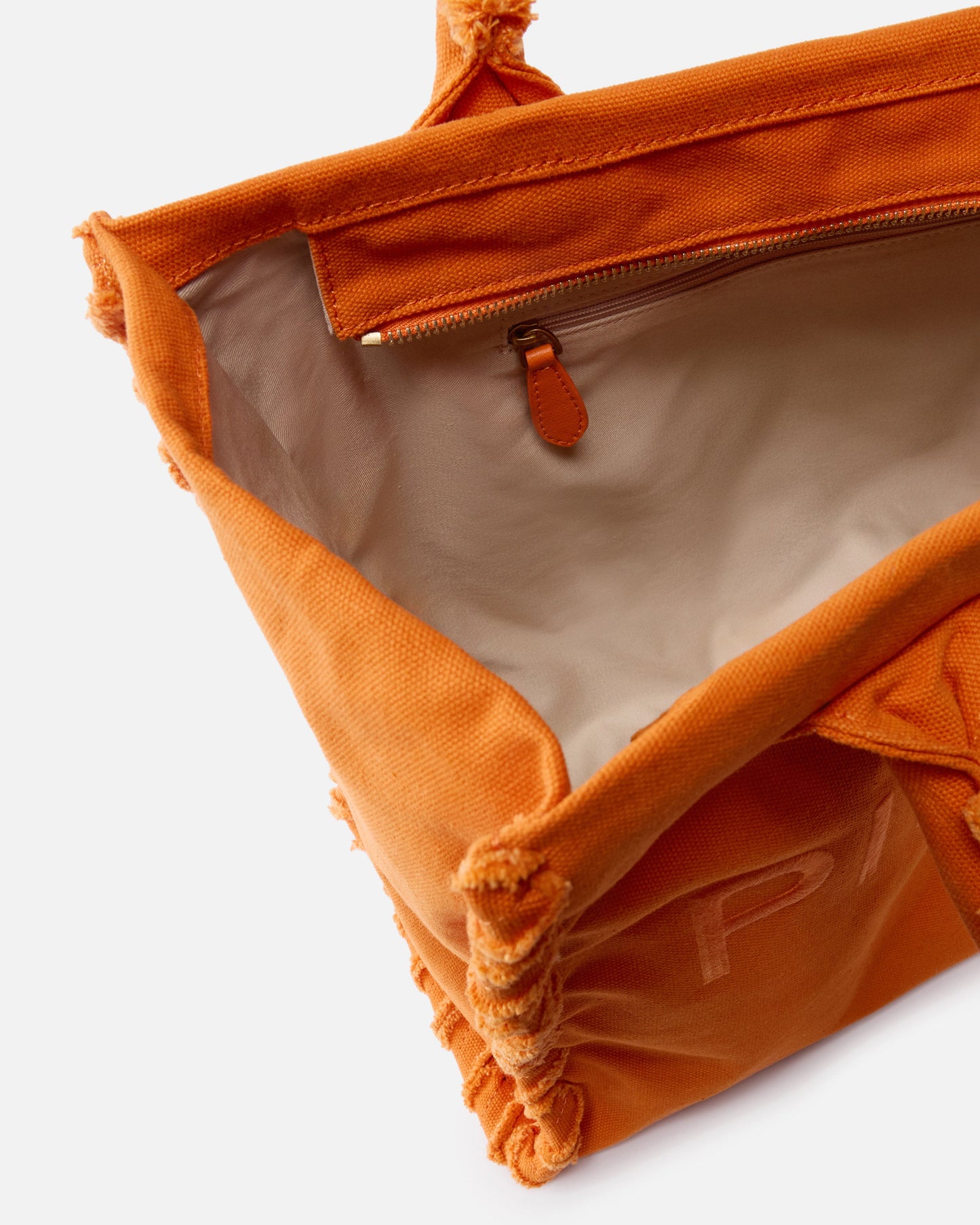 Medium Beach shopping tote in canvas with logo and fraying