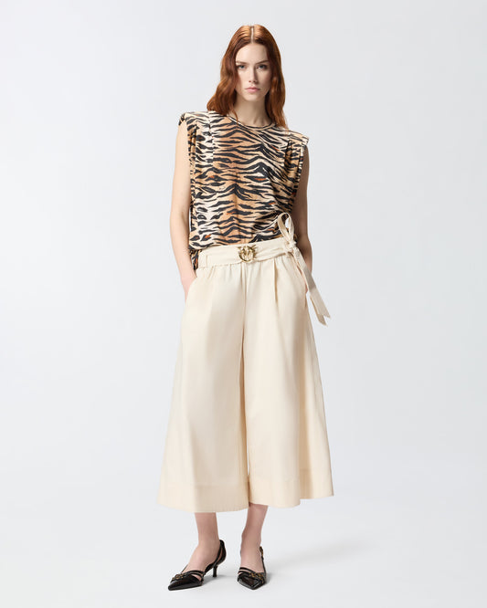 Sleeveless sweater with tiger print