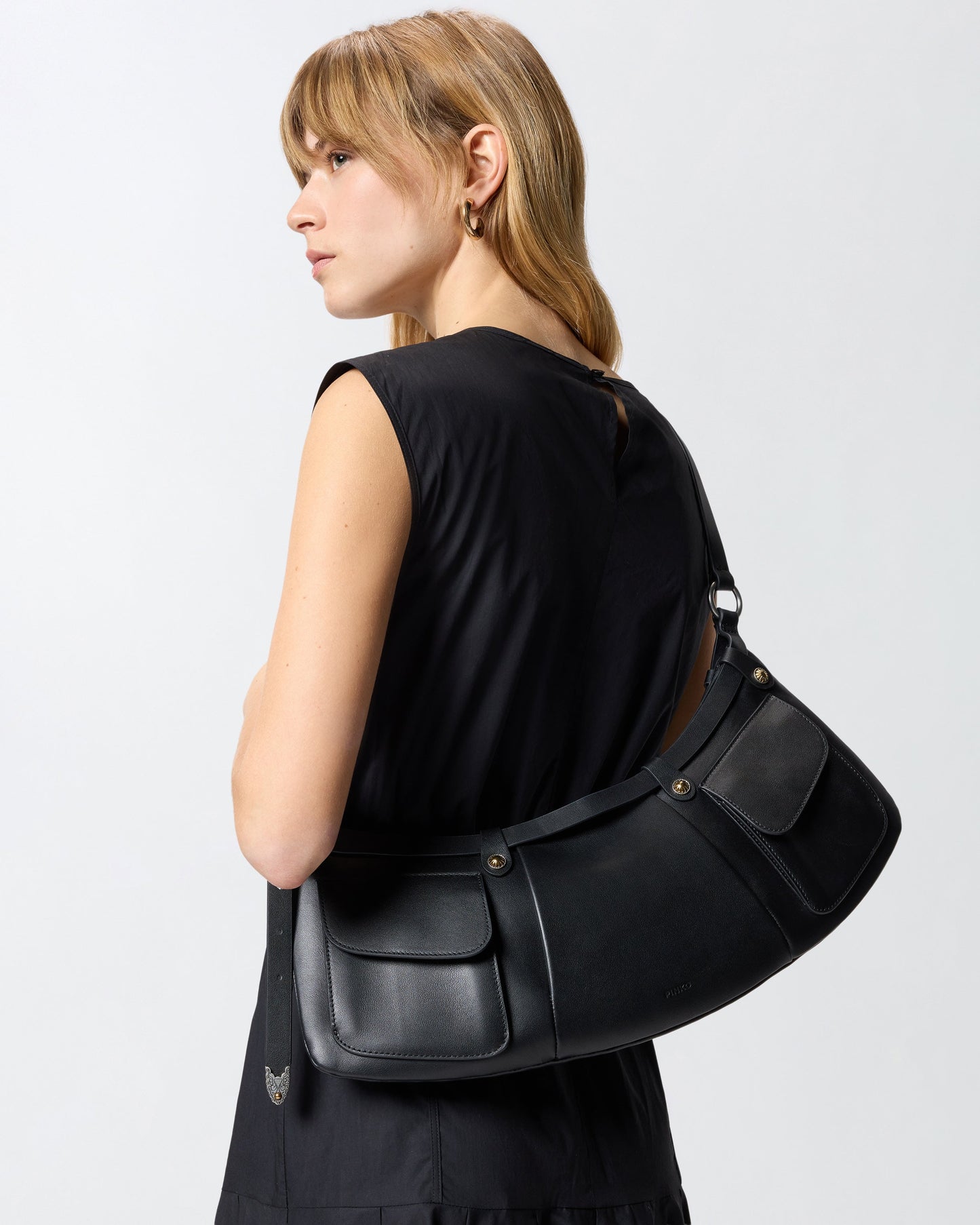 Pocket Body Bag large shoulder bag in leather with pockets