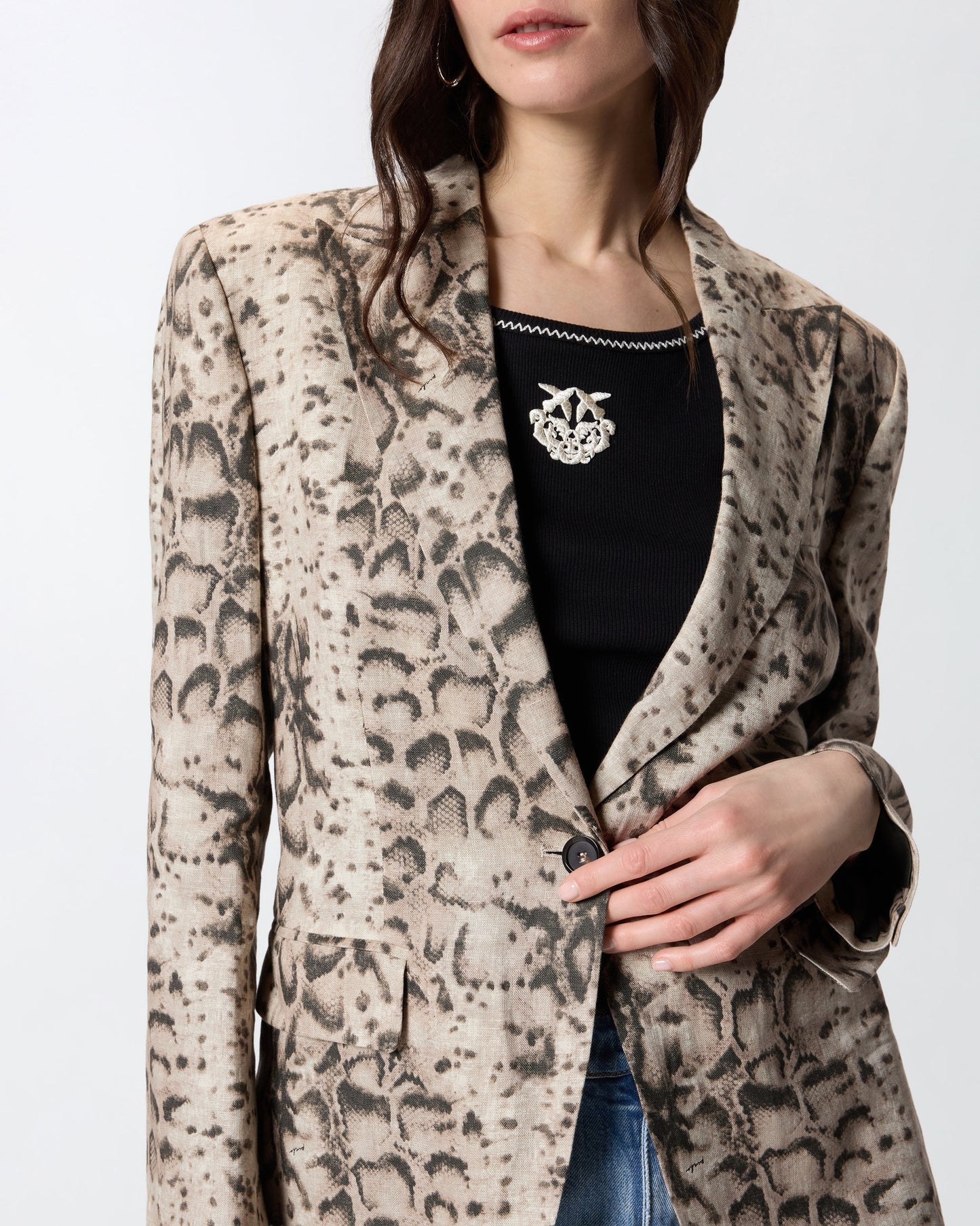 Linen jacket with snake print