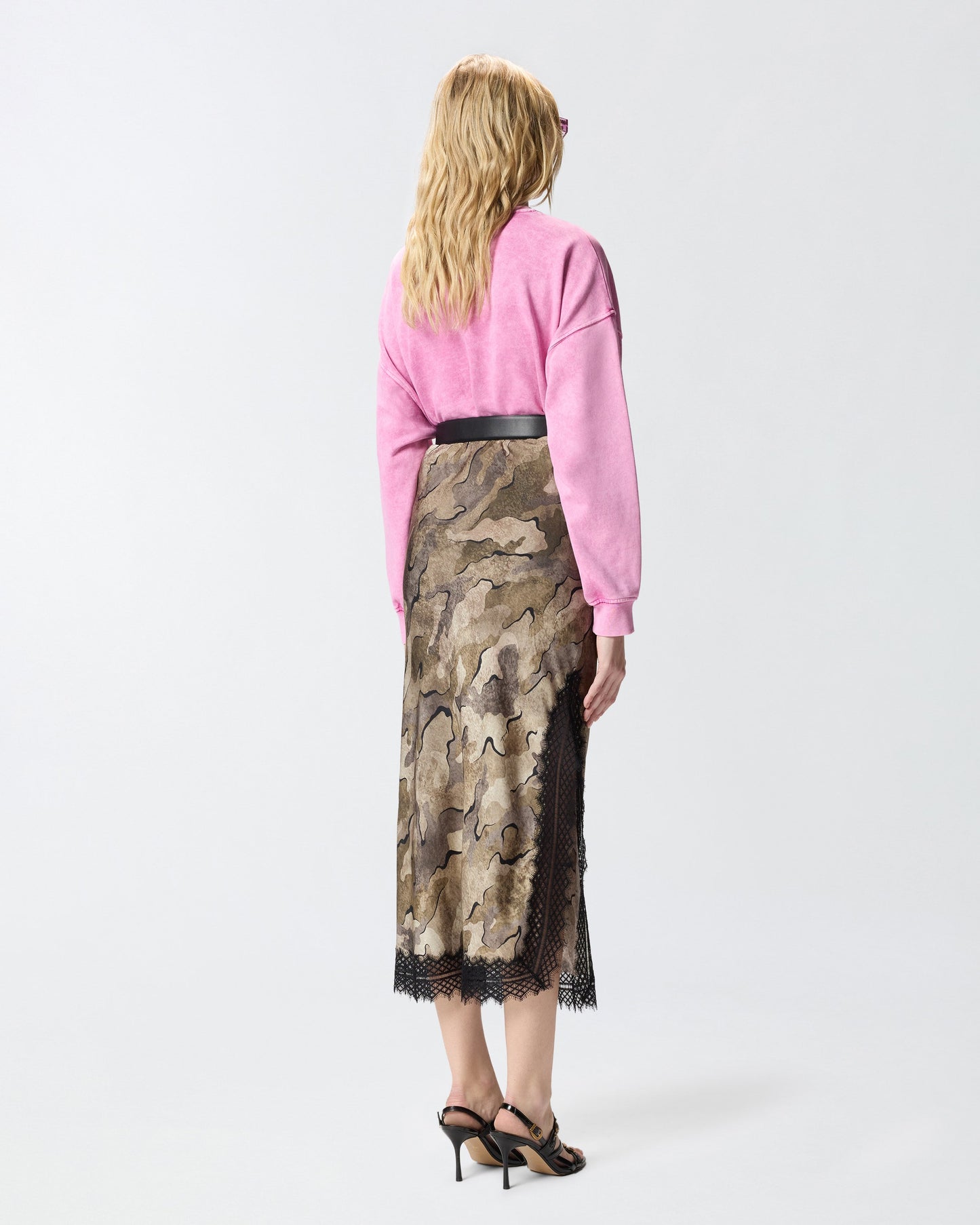 Camouflage midi skirt with lace and slit