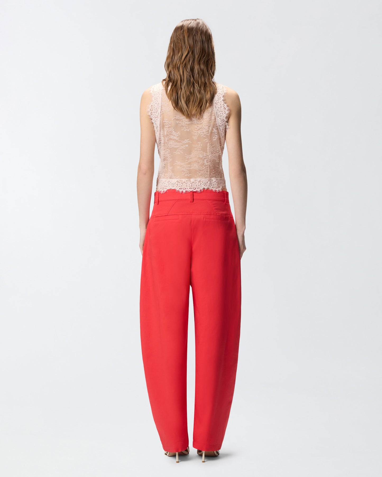 Barrel-fit trousers in stretch cotton