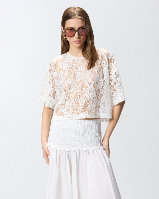 Cropped lace t-shirt