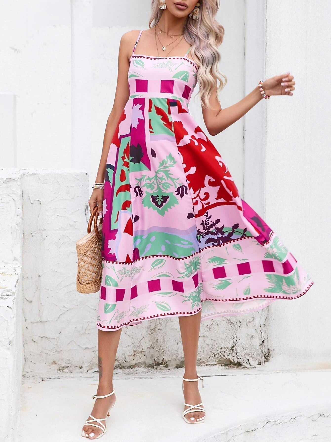 Patchwork-Slip-Maxikleid: Abstrakter bunter Druck