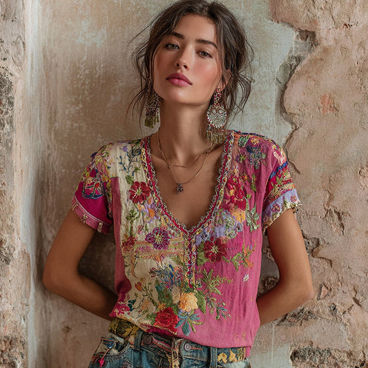 Women's Bohemian Floral Embroidery Art V-neck Contrast Color Linen Blend T-shirt