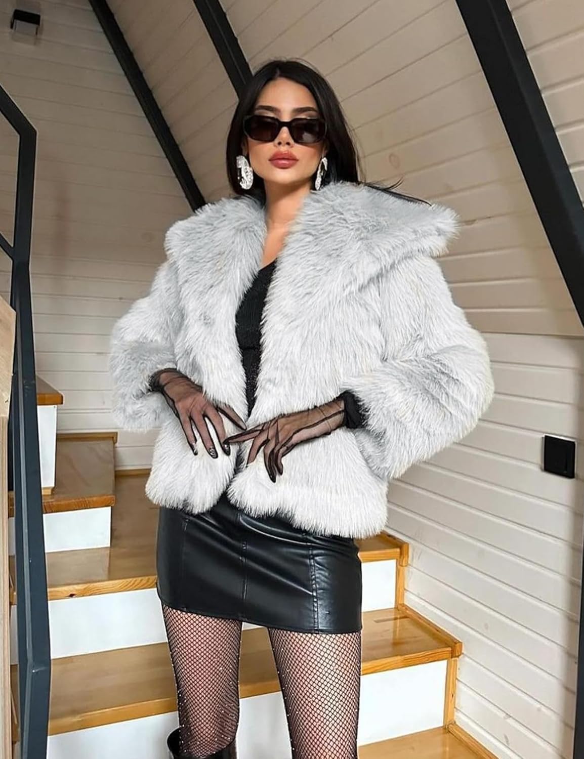 Flygo Damen Kunstpelzmantel Flauschige Kunstpelzjacke Langarm Revers Pelzige Winterjacken Zotteliger Parka Kurzer Mantel