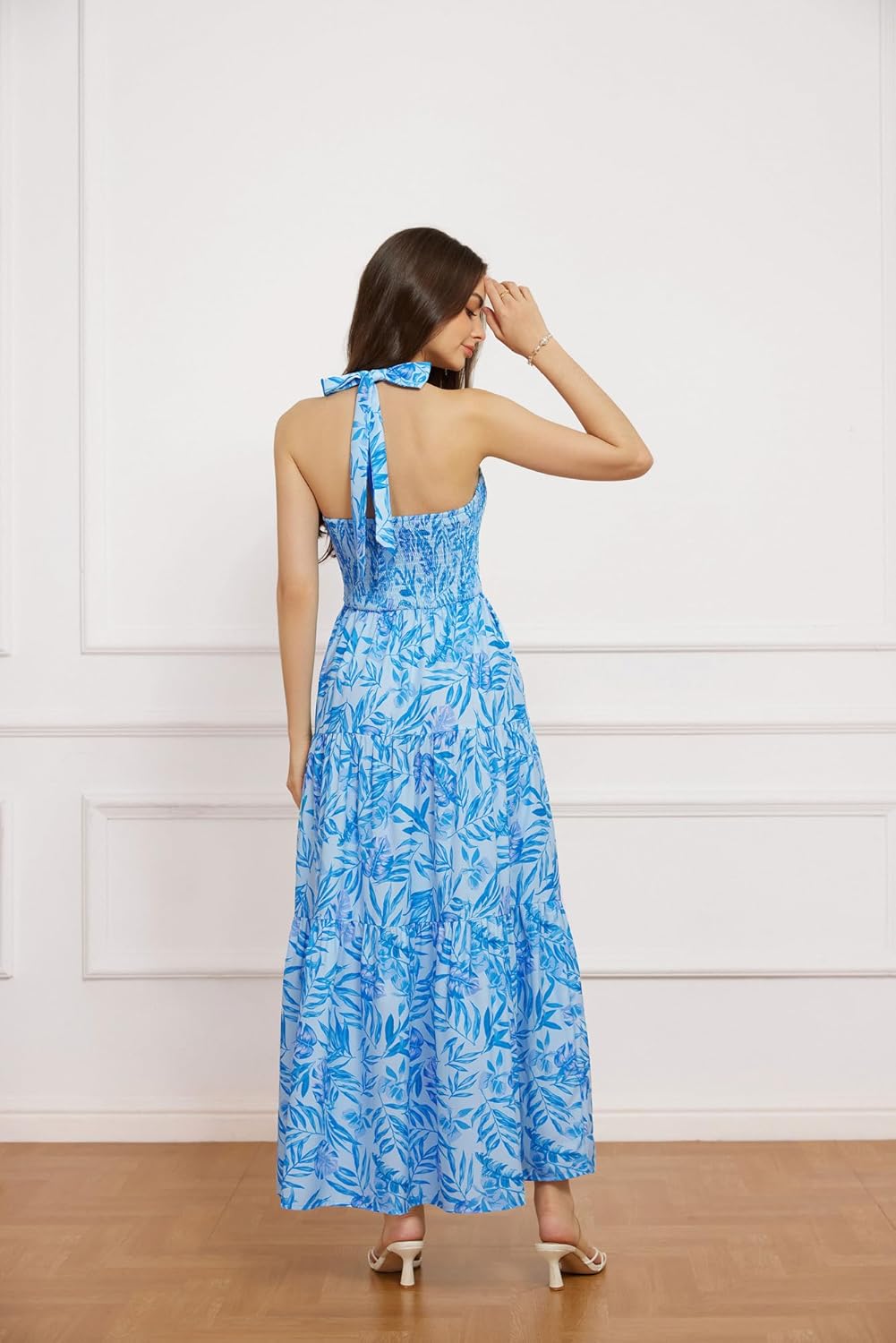 GRACE KARIN Damen Sommerkleider 2025 Neckholder Ärmellos Gesmoktes Rückenloses Cut-Out Blumenmuster Fließendes A-Linien Maxikleid