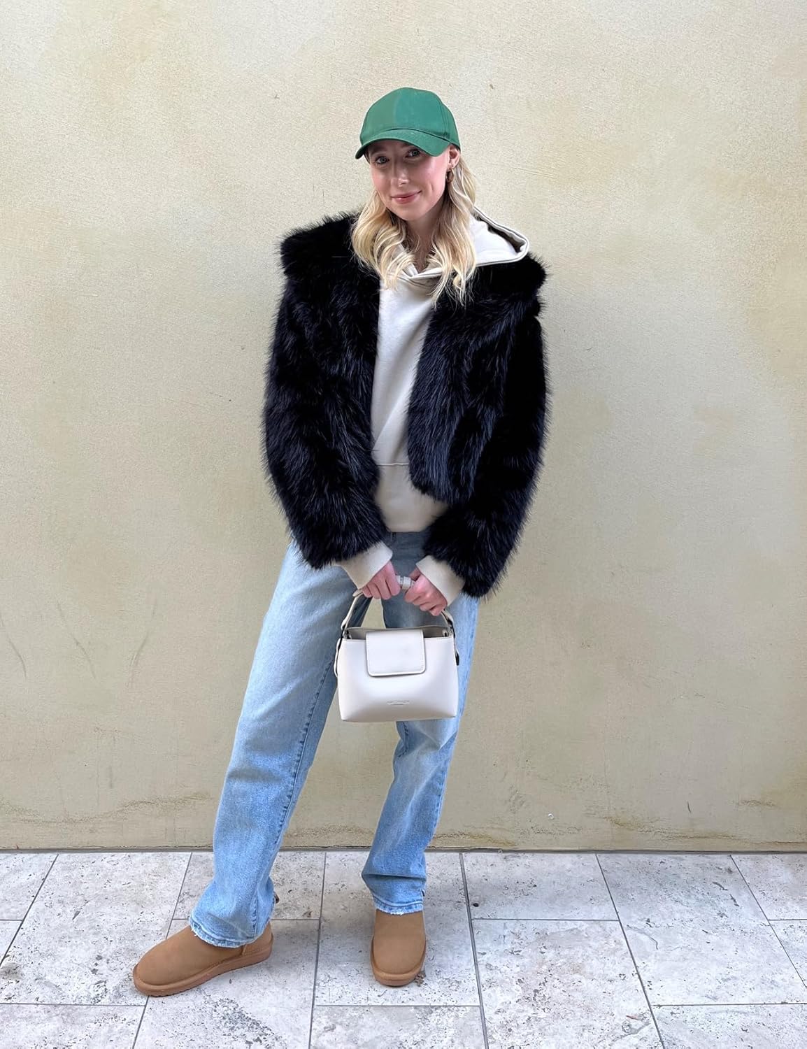 Flygo Damen Kunstpelzmantel Flauschige Kunstpelzjacke Langarm Revers Pelzige Winterjacken Zotteliger Parka Kurzer Mantel
