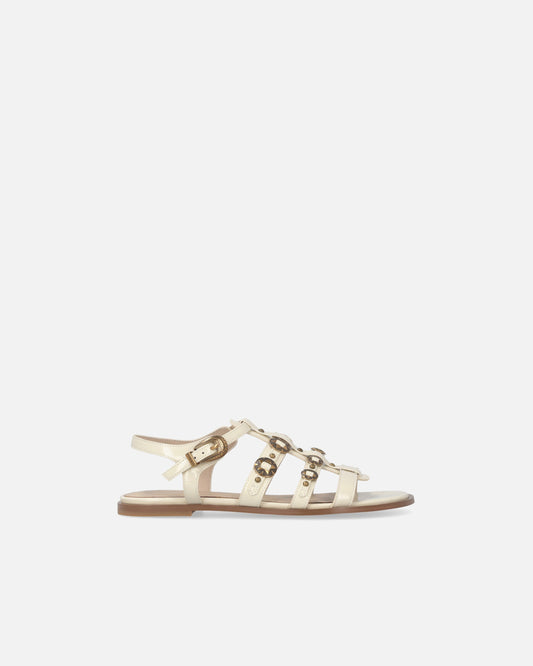 Flat sandals with straps and studs